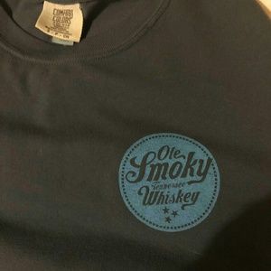 Junior's Shorts shirts